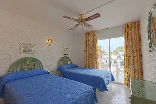 마리나 팰리스 산트 호셉 데 사 탈라이아