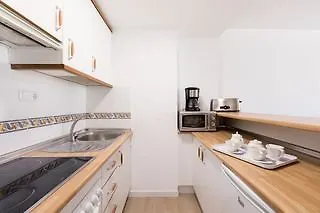 마리나 팰리스 산트 호셉 데 사 탈라이아